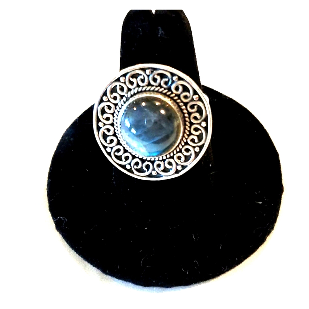 Malagasy Labradorite Ring
